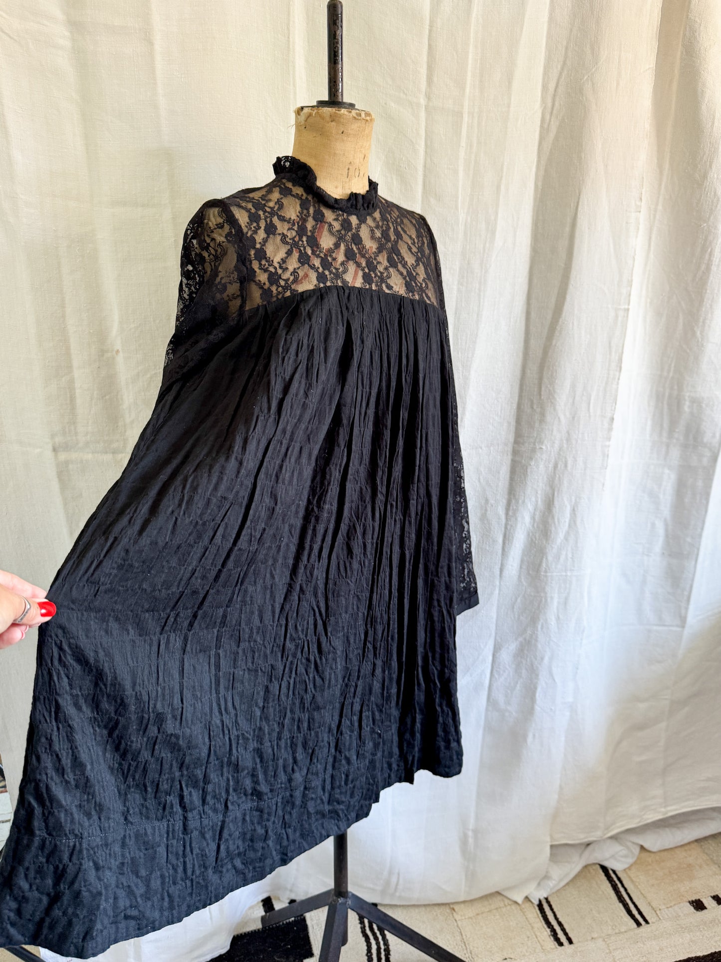 Cabbages & Roses Lace Dress 8