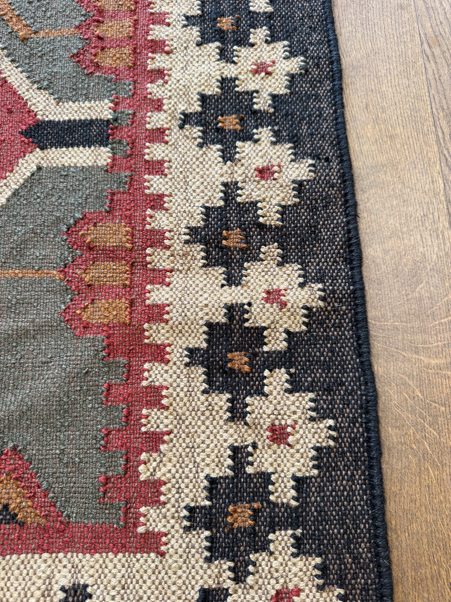 Rug-02