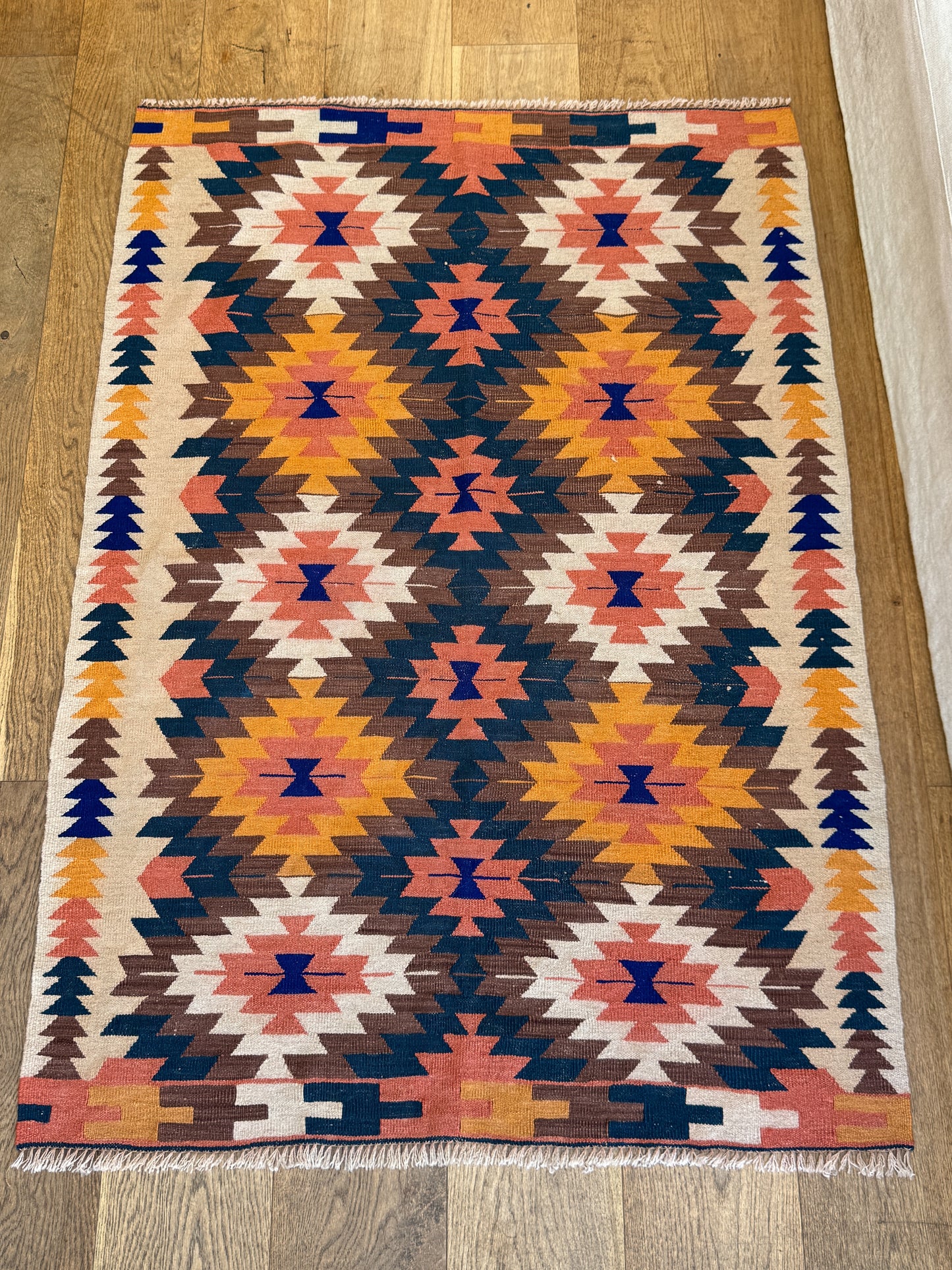 Rug-04