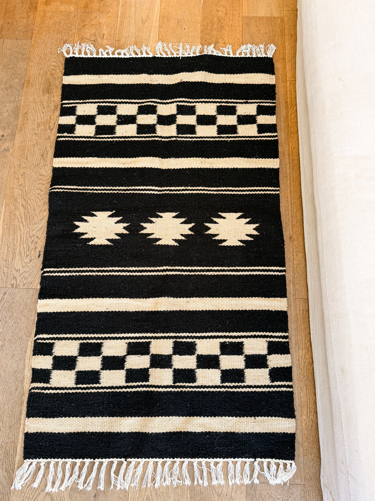 The Tara Monochrome Jute Rug
