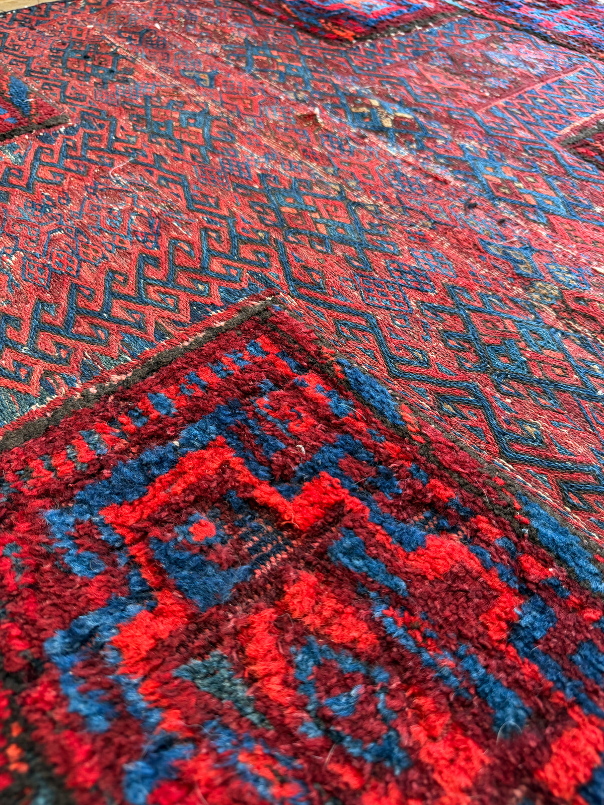 The Dastan Vintage Persian Bakhtiari Saddlebag Rug