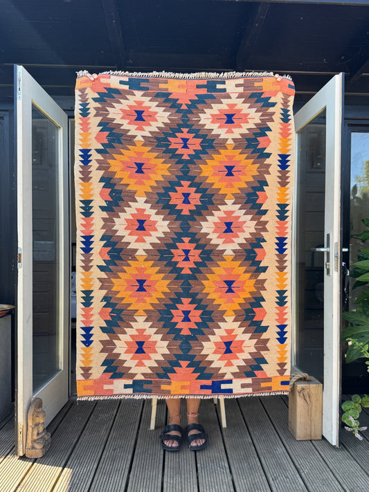 Rug-04
